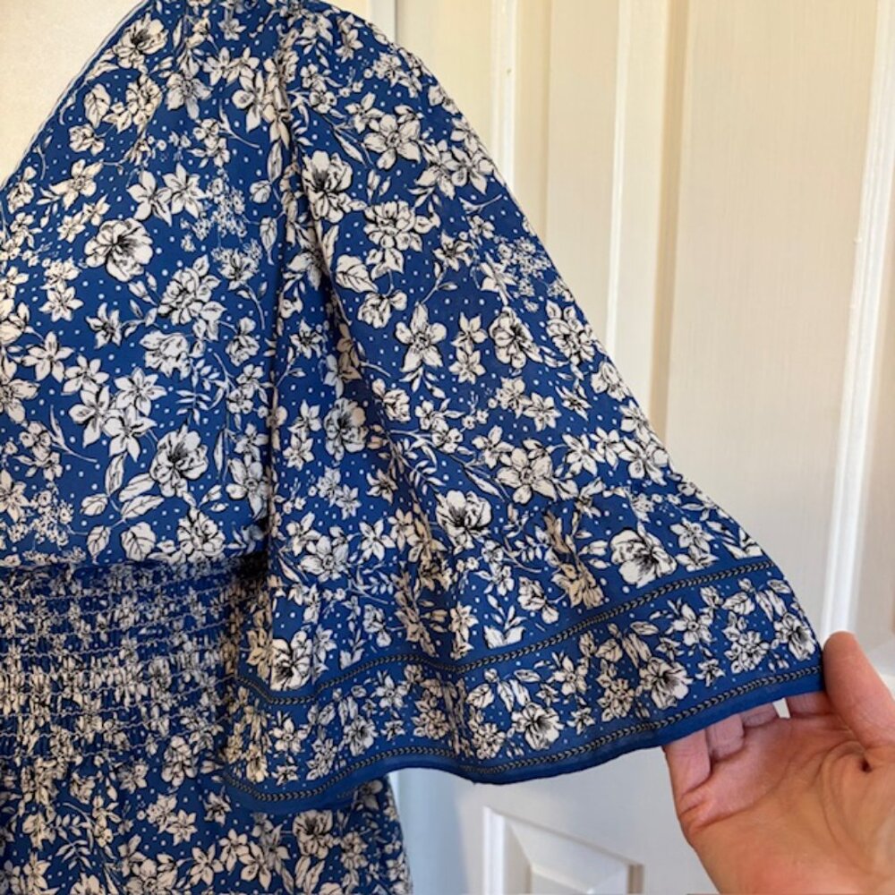 Max Studio Royal Blue Floral Smocked Tiered Mini Dress w/Flutter Sleeves Size S - Picture 3 of 10